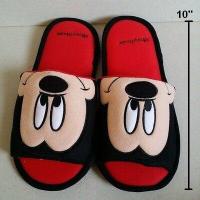 ราคา ลิขสิทธิ์แท้ รองเท้าอยู่บ้าน รองเท้าใส่ในบ้าน รองเท้าสลิปเปอร์ slipper ฟรีไซด์ ขนาดยาว 10 นิ้ว พื้นรองเท้านุ่มสบาย Mickey mouse มิกกี้เม้าส์ (21103537416)