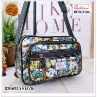 ราคา Chalita3144 ขนาด9นิ้ว กระเป๋าสะพาย ผู้หญิงหนังเคลือบลายน่ารัก กันน้ำchalita cw3144 ขนาดยาว9นิ้ว (23967895691)