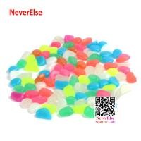 ราคา 10ชิ้น 50ชิ้น หินเรืองแสง คละสี กรวดเรืองแสง หินตู้ปลา หินแต่งสวน หินสี ของตกแต่งตู้ปลา ตกแต่งพื้น สายงาม (16965673710)