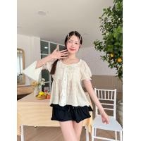 ราคา Bena Top เสื้อแขนตุ๊กตาลายสก๊อต แต่งเชือกผูกโบว์ด้านหน้า (24453017853)