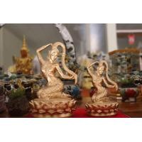 ราคา พระแม่ธรณีบีบมวยผม แร่เหล็กน้ำพี้ สูง7 4นิ้ว ฐาน4 นิ้ว (24264722460)