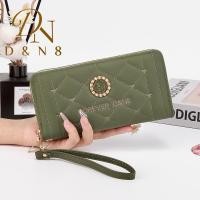 ราคา DNN406 กระเป๋าใบยาว กระเป๋าสตางค์ผู้หญิง มาพร้อมสายคล้องมือ มีช่องชิป ช่องใส่บัตร (23492322179)