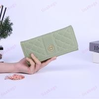 ราคา CD25 กระเป๋าตัง กระเป๋า2พับยาว ผู้หญิงกระเป๋าสตางค์ ไซส์ยาว2 พับ มีช่องใส่ธนบัตร 4 ช่องแนวยาว มีช่องซิปด้านใน 1 ช่อง (24291381273)