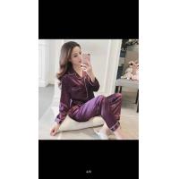 ราคา ชุดนอนผ้าซาติน แบบแขนยาวขายาว ผ้านุ่มลื่น เนื้อผ้าดี ใส่สบาย (23813045188)