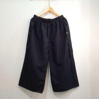 ราคา กางเกงผู้หญิง กางเกง5ส่วน กางเกงขาบาน แต่งกระดุมข้าง ผ้าฝ้ายผสม ใส่สบาย A82 (23730176474)