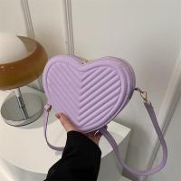 ราคา กระเป๋าสะพายข้างรูปหัวใจทรงเรขาคณิตแบบลำลองสำหรับผู้หญิง กระเป๋าสะพายข้างสไตล์เกาหลี สไตล์ใหม่ ฤดูใบไม้ผลิ 2024 กระเป๋าสะพายข้างทรงเรขาคณิตสีพื้น (22265827633)