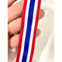 ราคา ริบบิ้นผ้าลายธงชาติไทย ริบบิ้นผ้าเกรดเอ สีธงชาติไทย ขนาด12มิล เนื้อดี สีสวย ลายสวย ห่อ10เมตร (24605757482)