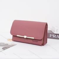 ราคา กระเป๋าสะพายข้าง Forever Young ทรงไอแพด แต่งขอบอะไหล่หัวใจ สวยหรูตรงปก 3743 (15470742371)