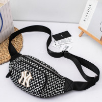 ราคา กระเป๋าคาดอก คาดเอว แฟชั่น เกาหลี กระเป๋าสะพายข้าง สะพายไหล่ คาดอก ซิป ใส่พาสปอร์ต ใส่กุญแจ ผู้ชาย ผู้หญิง waist bag Fashion bag (23260855745)