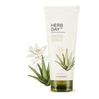 ราคา THE FACE SHOP HERB DAY 365 MASTER BLENDING FACIAL FOAMING CLEANSER ALOE GREEN TEA (22376409649)
