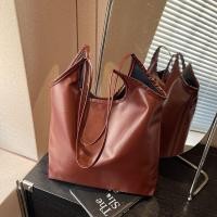 ราคา กระเป๋าถือทรงถัง PU หนังนิ่ม น้ำหนักเบา ความจุขนาดใหญ่ กระเป๋าสะพายไหล่ข้างเดียว สไตล์เกาหลี เรียบง่าย กระเป๋าถือ 2024 ใหม่ กระเป๋าถือสีพื้น (23598665699)