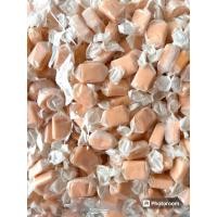 ราคา ลูกอมท็อฟฟี่โบราณนมแท้1000กรัมมี8รส นม ทุเรียน ช็อค ใบเตย มะม่วง มะพร้าว มังคุด ชาไทย (22383843200)