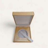 ราคา กล่องใส่เหรียญที่ระลึก กล่องผ้าไหม หรูหรา ดูแพง สำหรับใส่เหรียญขนาดหลุม 38 มิล ราคาขายกล่องเปล่า ไม่รวมตลับ เหรียญนะคะ (22849333175)