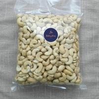 ราคา เม็ดมะม่วงหิมพานต์ดิบ Raw cashews แบบเม็ดเต็มซีกหักใหญ่หักเล็ก 500 กรัม 1 กก (23652908939)