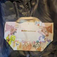 ราคา ถูกสุดใน Lazada ของแท้จาก ฮ่องกง ถุงช็อปปิ้งน้อง Lina Bell จากตัวละคร Duffy and Friends จาก Disneyland Hong Kong (22767092628)
