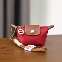 ราคา Longchamp โรงงานขายตรง กระเป๋าขนาดเล็กพิเศษ กระเป๋าไนลอนสำหรับเก็บเหรียญ กระเป๋าใส่บัตรธนาคารที่ทันสมัย กระเป๋าเงินเหรียญขนาดกะทัดรัดน้ำหนักเบา (24262938345)
