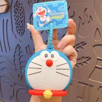 ราคา ZM10Q น่ารักน่ารักๆ พวงกุญแจการ์ตูนโดราเอมอน คอมพิวเตอร์ขนาดเล็ก อะนิเมะ จี้กล้องฉายภาพโดราเอมอน ตลกๆ พีวีซีพีวีซี ตกแต่งกระเป๋าเป้สะพายหลัง จี้กุญแจรถ (24128001045)