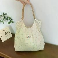 ราคา กระเป๋าผ้าใบผีเสื้อลายดอกไม้สัตว์กระต่ายสีขาวขนาดใหญ่ กระเป๋าถือผ้าใบสไตล์ลำลองสำหรับผู้หญิง กระเป๋าสะพายไหล่แบบมีสายรัด (24381617089)