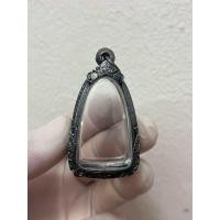 ราคา กรอบพระตลับงานแต่งเก่าลายคมชัดแบบเปิดหลังตลับเป็นงานใส่หลวงปู่ทวดเนื้อว่านพิมพ์ใหญ่ขนาดของตลับวัดได้2 3 3 7cm (12293359052)