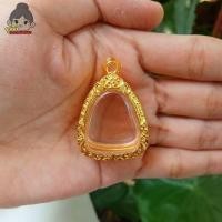 ราคา กรอบพระปิดตา กรอบพระชุบทอง ใส่พระปิดตา กว้าง2 1 สูง2 5ซม ขนาดจอกระจก (18470431807)