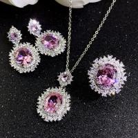 ราคา ชุดเครื่องประดับเพชรพลอยมีสีกลมชุดเครื่องประดับคริสตัลสีชมพู3ชิ้น เซ็ตสำหรับผู้หญิงต่างหูบุษราคัมไฟสร้อยคอรูปวงแหวนแซฟไฟร์ของขวัญสุดหรู (21475755692)