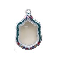 ราคา กรอบพระ กรอบพระเงินผสม ทรงเสมา ขนาด2 9 4CM วัดจากจอกระจก (12481511801)