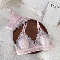 ราคา ชุดชั้นในเซ็กซี่ บราลูกไม้ กางเกงใน เนื้อผ้านิ่ม ใส่สบาย ลูกไม้ไม่คัน มี 3 สี (19343256797)