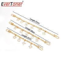 ราคา สายต่อขยายสำหรับกระเป๋า EverToner จี้กระเป๋าพวงกุญแจโลหะกระเป๋าสะพายไหล่จี้สีดำโซ่ขยายสำหรับสุภาพสตรี (23410283469)