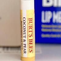 ราคา Burts Bees ขี้ผึงลิปบาล์ม 100 Natural Moisturizing Lip Balm Original Beeswax with Vitamin E Peppermint 4 25g (11224504494)
