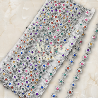 ราคา สังวาลย์ สังวาลย์ดอกไม้ 10 หลา แพ็ค 9 เมตร สังวาล ทับทิมประดับ ติดเพชร เพชรเส้น พลอยเส้น พลอยเทียม ทับทิมคละสี DIY (20245122790)