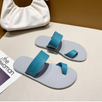 ราคา รองเท้าแตะสวมนิ้วโป้ง รองเท้าแตะแบบหนิ่บ รองเท้าแตะแบบลำลอง สไตล์เกาหลี รองเท้าแตะแฟชั่นผู้หญิง ยางนิ่มใส่สบาย มี6สี 2028 9 (15638737913)