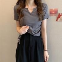 ราคา เสื้อยืดสตรีแขนสั้นคอวีสไตล์เกาหลี (23707946146)