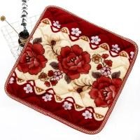 ราคา เบาะรองนั่งลายดอกไม้ อาสนะ กำมะหยี่ขนสั้น ขนาด 55 x55 cm มียางกันลื่น อาสนะถวายพระ รองนั่งทำงาน สีสวย (23282384993)