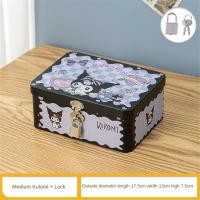 ราคา Livehouseey กล่องเก็บของ Hello Kitty Sanrio ลายการ์ตูน My Melody Kawaii สำหรับนักเรียน กล่องเก็บของบนเดสก์ท็อปพร้อมรหัส กล่องใส่เครื่องประดับเครื่องสำอาง ของเล่น ของขวัญสำหรับเด็กผู้หญิง (24388839659)