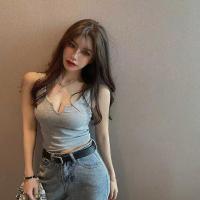 ราคา เสื้อกล้ามครอปเว้าโชว์ร่องนมทรงสวย เข้ารูป ครอปแขนกุด เสื้อครอปคอกว้างสีพื้นไม่มีลาย เสื้อผ้ายอดฮิตสำหรับสาวๆ (14572787889)