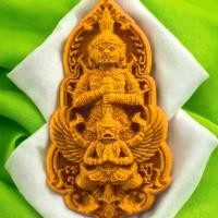 ราคา วัตถุมงคล ท้าวเวสสุวรรณพญาครุฑ แกะสลักจากไม้ขนุน (23879433758)