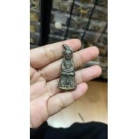 ราคา พระงั่งหลวงปู่สรวงเทวดาเดินดินเครื่องรางมหาเสน่ห์พุทธคุณดีเยี่ยมด้านเมตตาและโชคลาภเนื้อตะกั่วโลหะผ่านพิธีพุทธาภิเษกแล้ว (23831380584)