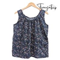 ราคา เสื้อคอกระเช้า ผ้านิ่มใส่สบาย เสื้อคอกระเช้าลายดอก คอกระเช้าคนแก่ (24201167717)