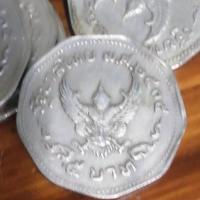 ราคา เหรียญ กษาปณ์ เก่าเหรียญ สะสม 5บาทครุฑ เก้าเหลี่ยมปี2515 (23275618098)