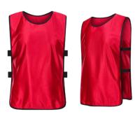 ราคา พร้อมส่ง เสื้อเอี๊ยมกีฬาสี เสื้อกั๊กสี ผู้หญิง แบ่งทีมกีฬา เสื้อกีฬาสี เสื้อคลุมซ้อมกีฬา ฟุตบอล บาสเกตบอล ผ้าลื่นนุ่ม เด็ก ผู้หญิง ผู้ชาย ใส่ได้ (21364752629)