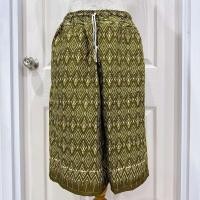 ราคา กางเกงลายไทย กางเกงผ้าถุง กางเกงผ้าถุงลายไทย มีกระเป๋าข้าง สีสวยผ้านิ่มใส่สบาย (23971612630)