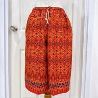 ราคา กางเกงลายไทย กางเกงผ้าถุง กางเกงผ้าถุงลายไทย มีกระเป๋าข้าง สีสวยผ้านิ่มใส่สบาย (23971612636)