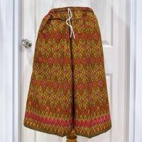 ราคา กางเกงลายไทย กางเกงผ้าถุง กางเกงผ้าถุงลายไทย มีกระเป๋าข้าง สีสวยผ้านิ่มใส่สบาย (23971612629)