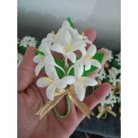 ราคา เข็มกลัดดอกปีบ ช่อดอกปีบสีขาว ปั้นจากดินไทย ช่อละ 60 บาท (22602002031)