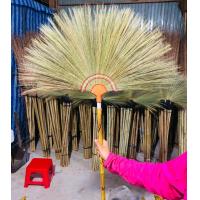 ราคา สินค้าราคาพิเศษ ไม้กวาดดอกหญ้ามีสุขใหญ่ รุ่นหนา ด้ามลาย 90ซม งานฝีมือ ดอกหญ้าไม่มีฝุ่น เย็บ 3ตะเข็บหนาแน่น ปกติหน้าร้านขาย60 89บาท (24334940830)