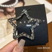 ราคา กิ๊บดาวติดผม ติดเพชรงานหรู สินค้าพร้อมส่งอยู่ที่ไทย ราคาต่อ 1 ชิ้น (22722784333)