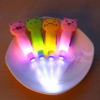 ราคา สิ่งค้าพร้อมส่งค่ะ นวัตกรรมใหม่ไม้แคะขี่หู ส่องหู ที่มีไฟLEDให้แสงสว่างเวลาที่แคะหู (5719164305)