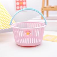 ราคา ตะกร้าเก็บของ ตะกร้าสี่เหลี่ยมกลม พร้อมที่จับ กล่องเก็บของพลาสติกขนาดเล็ก ที่เก็บเครื่องเขียนสำนักงาน ภาชนะตั้งโต๊ะแบบพกพา (24383211939)