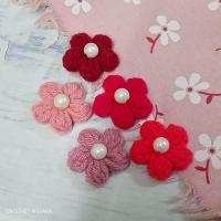 ราคา ชุดดอกไม้5กลีบมุก ดอกไม้ถักดอกไม้ไหมพรม ดอกไม้ตกแต่งชิ้นงาน ขนาด 3 ซม แพ็ค 10 ดอก (24533182480)