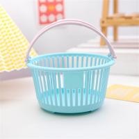 ราคา ตะกร้าเก็บของ ตะกร้าสี่เหลี่ยมกลม พร้อมที่จับ กล่องเก็บของพลาสติกขนาดเล็ก ที่เก็บเครื่องเขียนสำนักงาน ภาชนะตั้งโต๊ะแบบพกพา (24383211946)